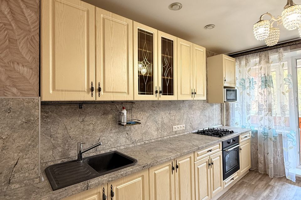Продаётся 1-комнатная квартира, 52 м²