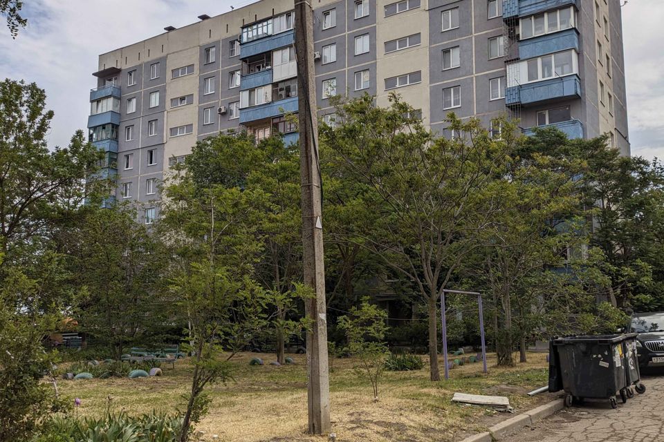 Продаётся 3-комнатная квартира, 51.9 м²