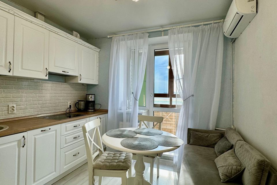 Продаётся 1-комнатная квартира, 32 м²
