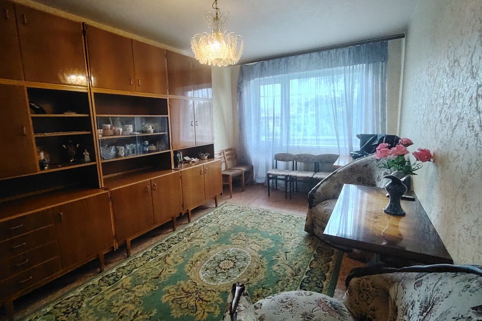 Продаётся 3-комнатная квартира, 61.6 м²