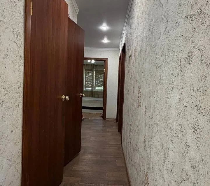 Продаётся 3-комнатная квартира, 58.8 м²