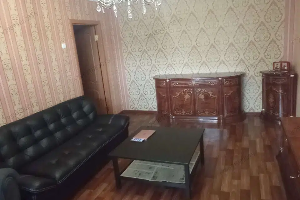 Продаётся 4-комнатная квартира, 80 м²
