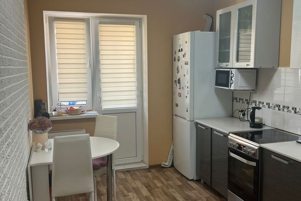 Продаётся 1-комнатная квартира, 38 м²