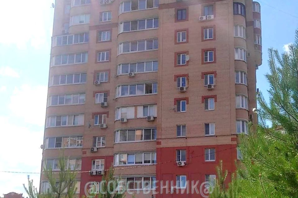 Продаётся 2-комнатная квартира, 60.5 м²