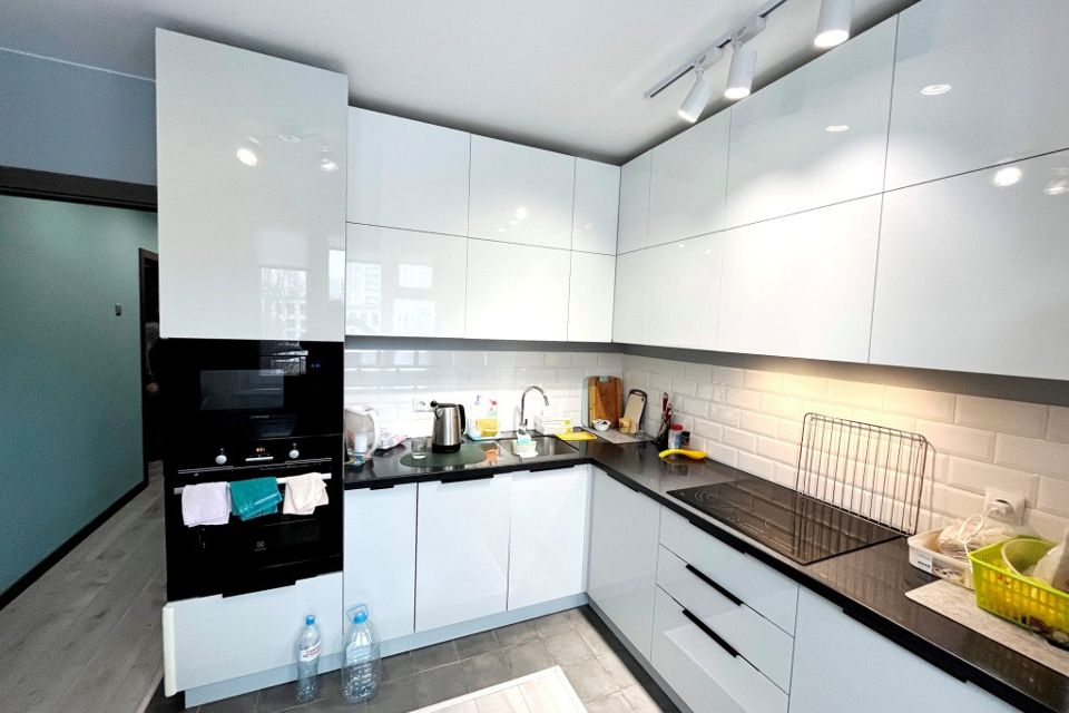 Продаётся 2-комнатная квартира, 58.7 м²