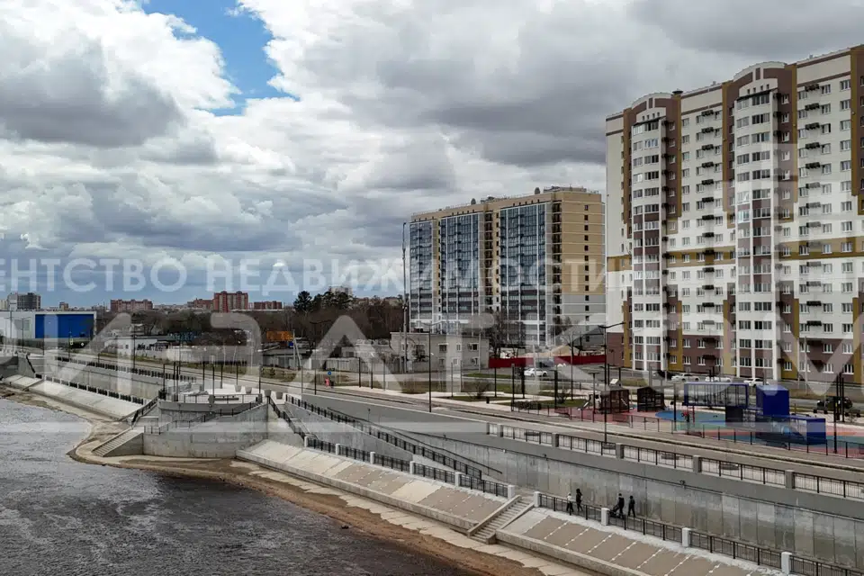 Продаётся 2-комнатная квартира, 62 м²