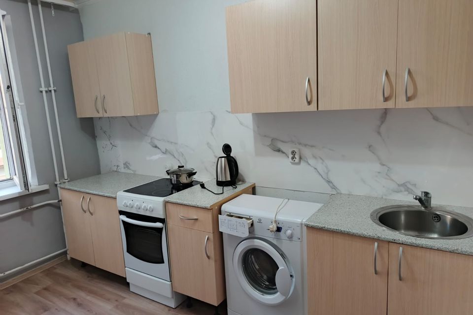 Сдаётся 1-комнатная квартира, 38 м²