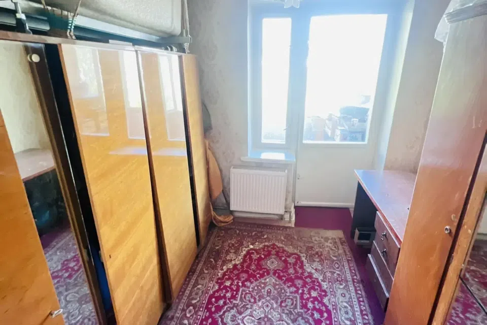Продаётся 4-комнатная квартира, 79 м²