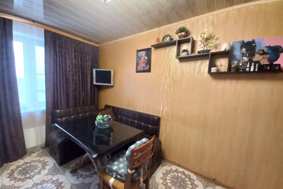 Продаётся 2-комнатная квартира, 60 м²