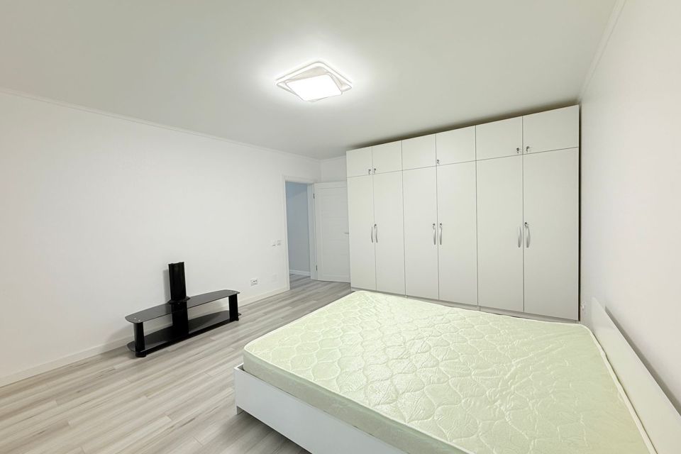 Продаётся 3-комнатная квартира, 95 м²