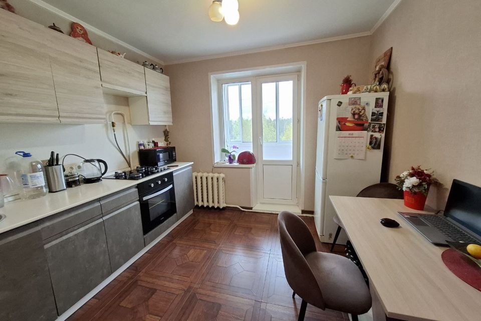 Продаётся 3-комнатная квартира, 67.9 м²