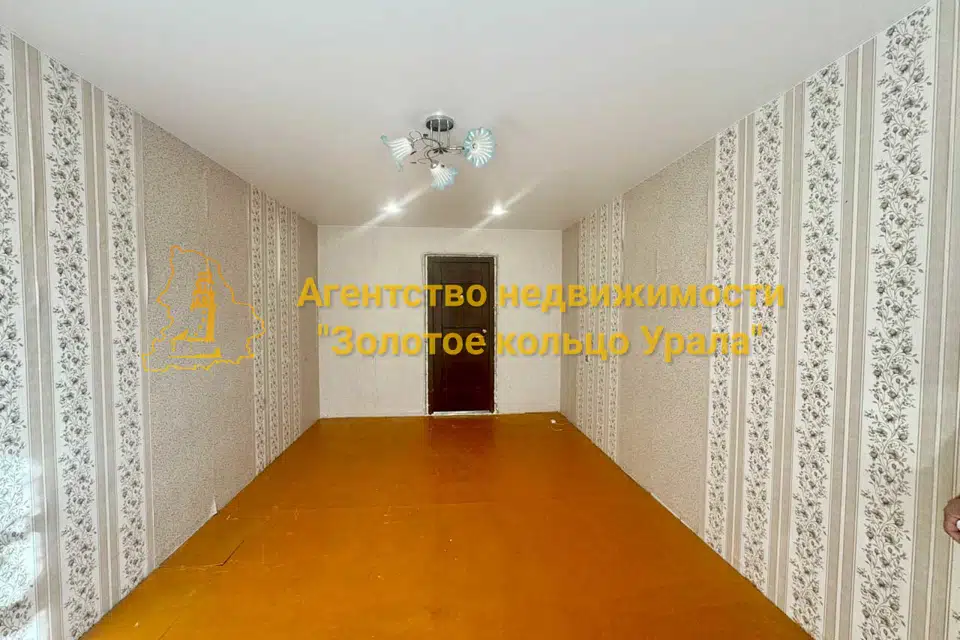 Продаётся комната в 1-комн. квартире, 99 м²