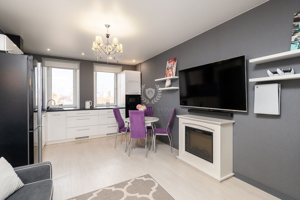 Продаётся 2-комнатная квартира, 63.6 м²