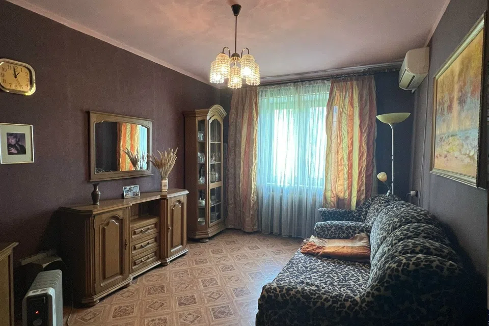 Продаётся 3-комнатная квартира, 58 м²