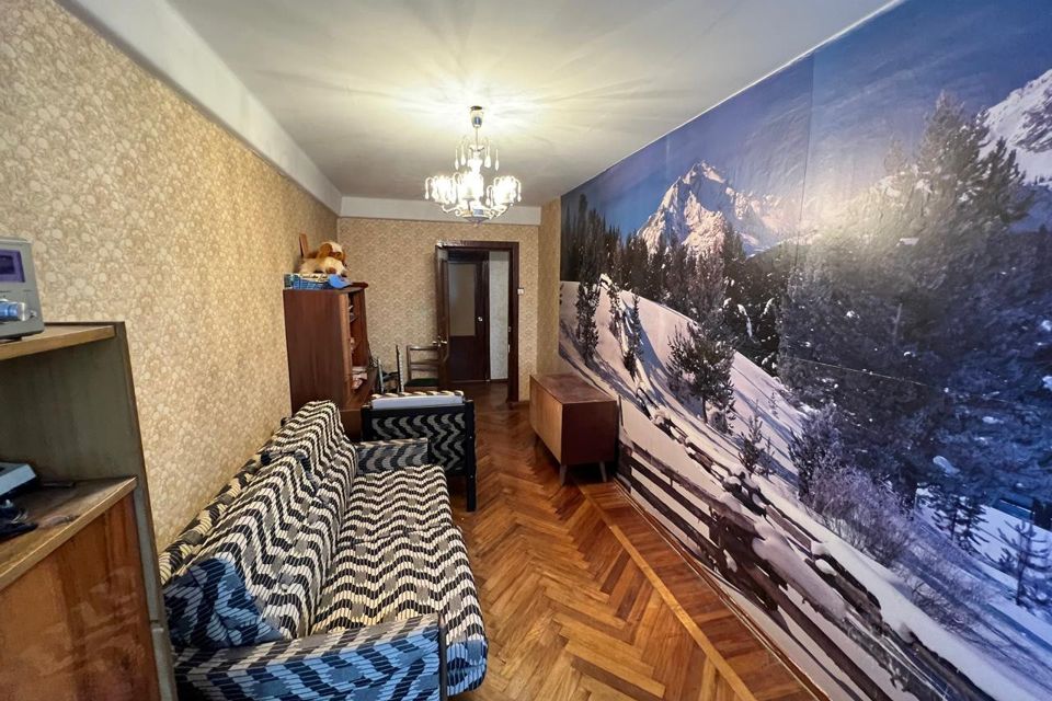 Продаётся комната в 3-комн. квартире, 13.3 м²