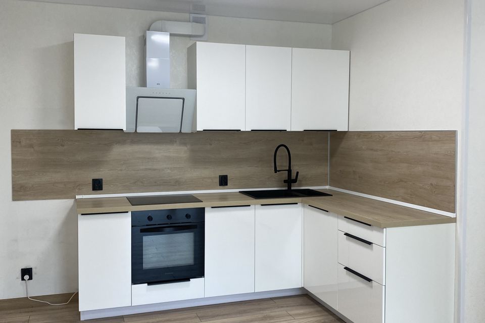 Продаётся 2-комнатная квартира, 60 м²