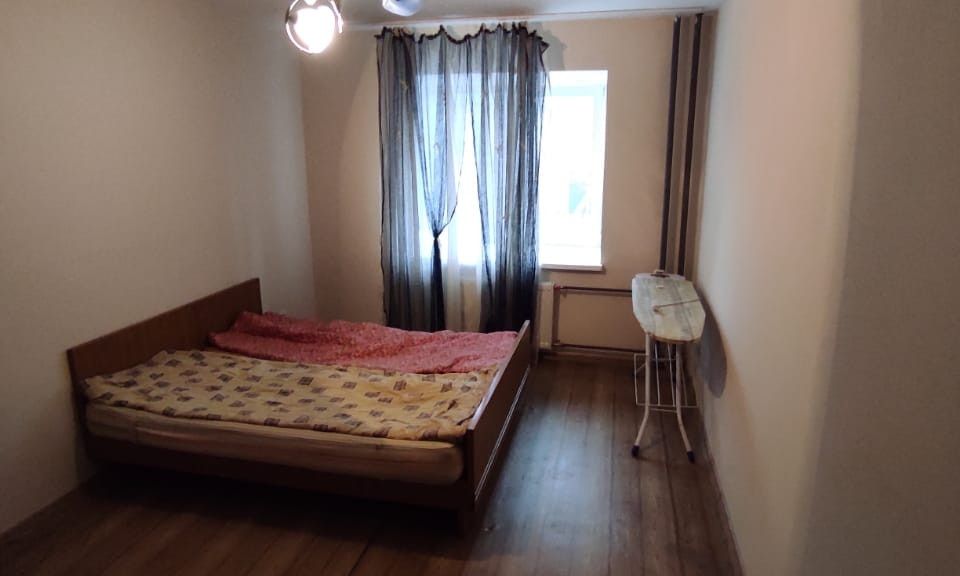 Сдаётся 2-комнатная квартира, 65 м²