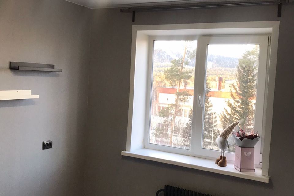 Продаётся 3-комнатная квартира, 63.2 м²