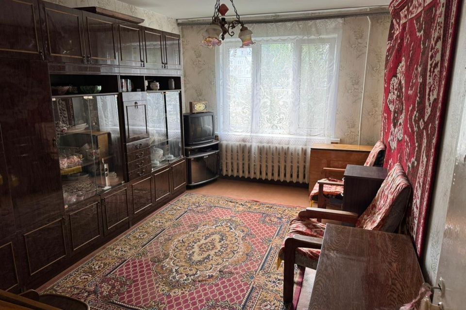Продаётся 2-комнатная квартира, 42.2 м²