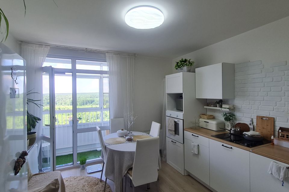 Продаётся 2-комнатная квартира, 50.5 м²