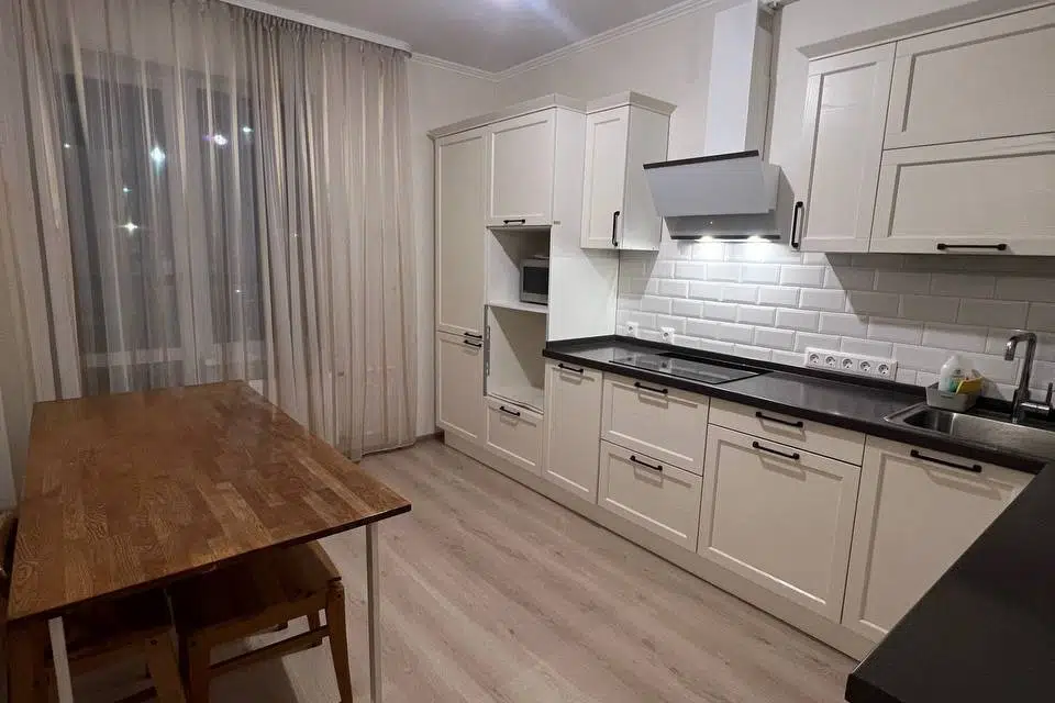 Продаётся 3-комнатная квартира, 79 м²