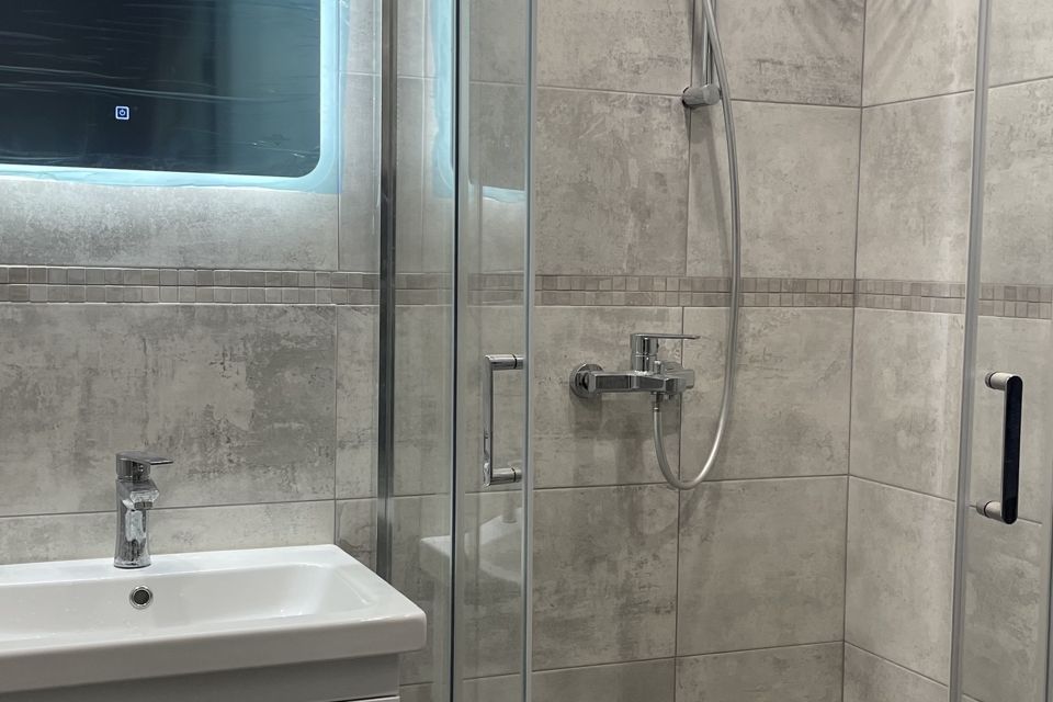 Продаётся 4-комнатная квартира, 63.1 м²