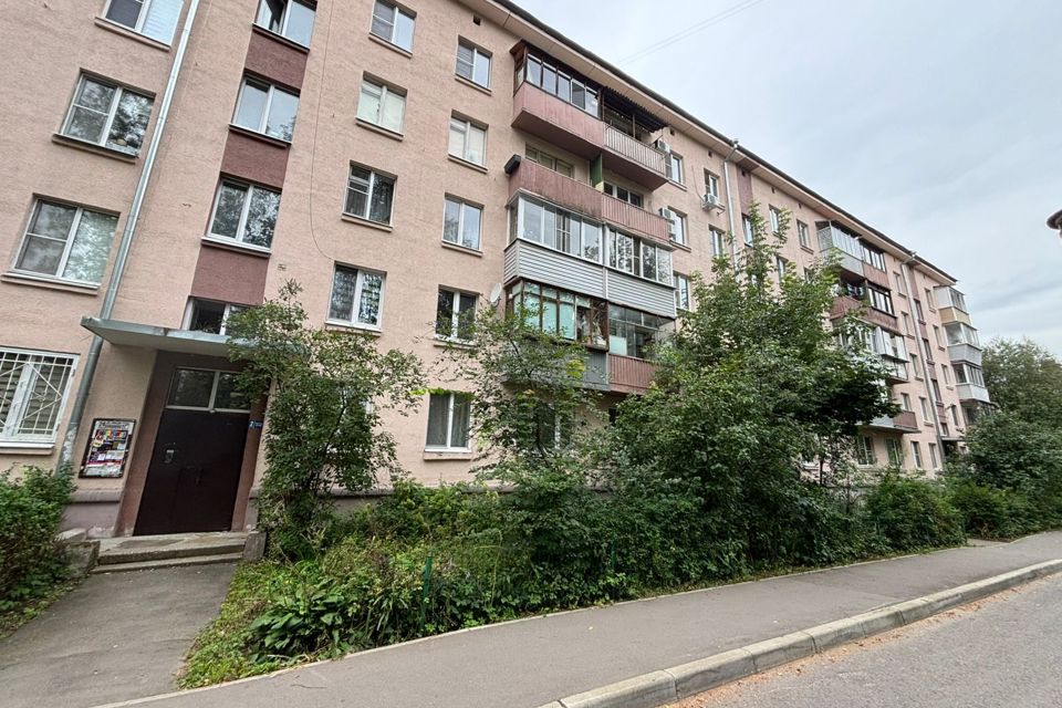 Продаётся 2-комнатная квартира, 43.3 м²
