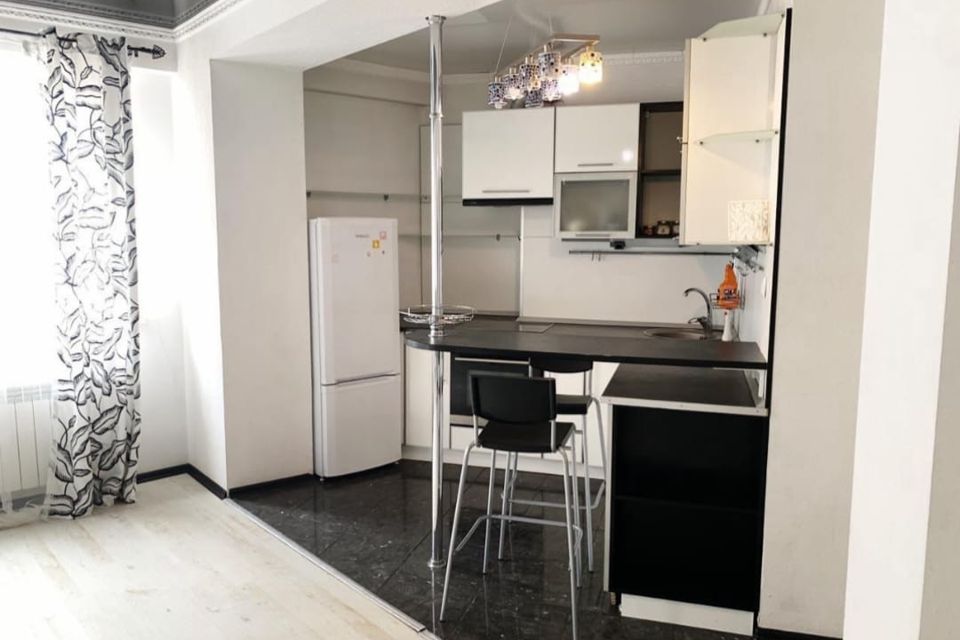 Продаётся 1-комнатная квартира, 44 м²