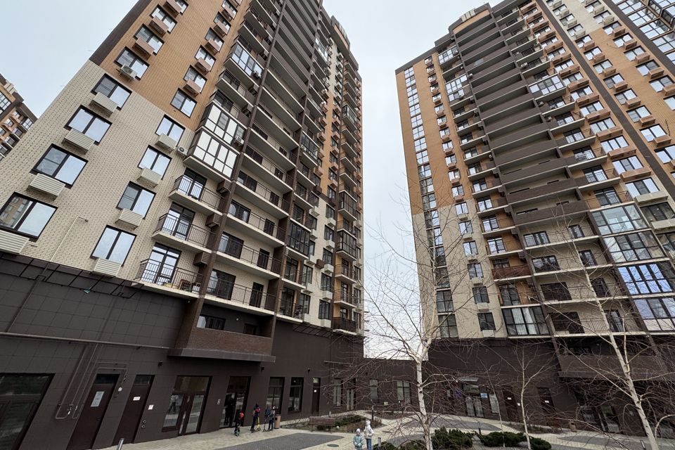 Продаётся 2-комнатная квартира, 55.8 м²