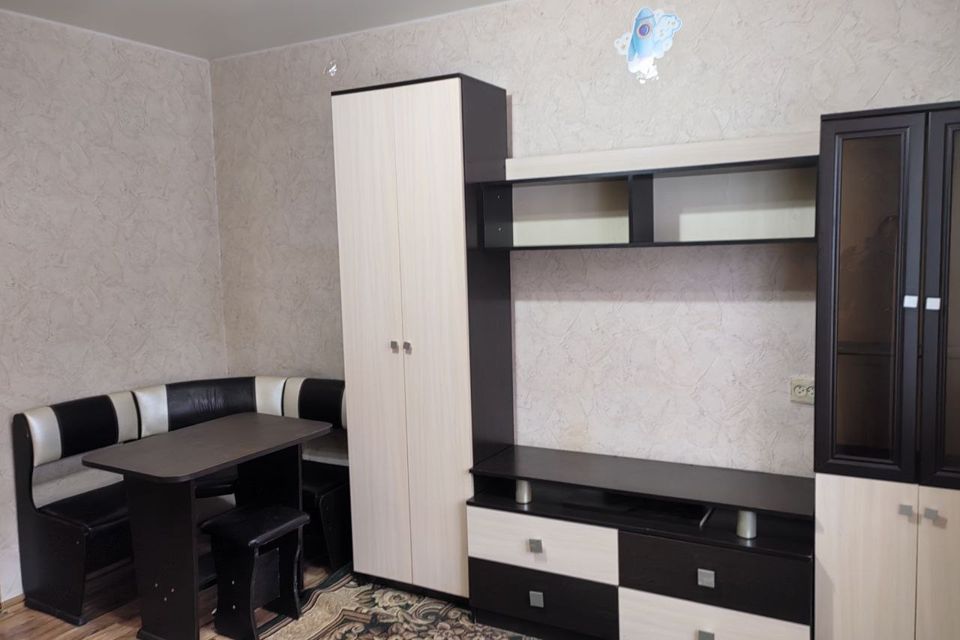 Продаётся комната в 1-комн. квартире, 17.4 м²