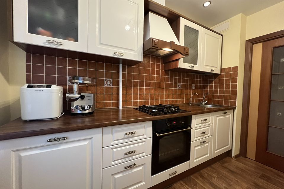 Продаётся 3-комнатная квартира, 65.5 м²