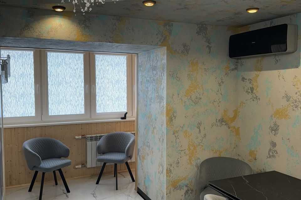 Продаётся 2-комнатная квартира, 67.3 м²