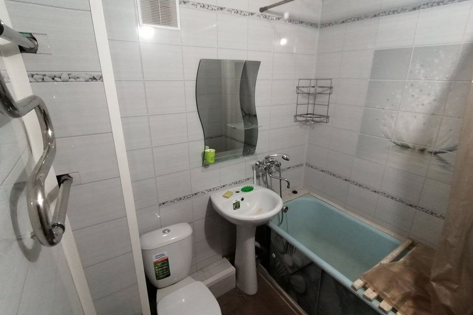 Продаётся 3-комнатная квартира, 59.2 м²