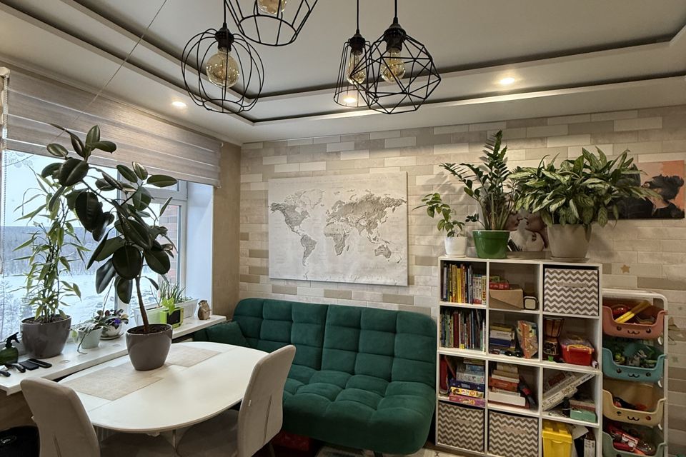 Продаётся 1-комнатная квартира, 42.8 м²