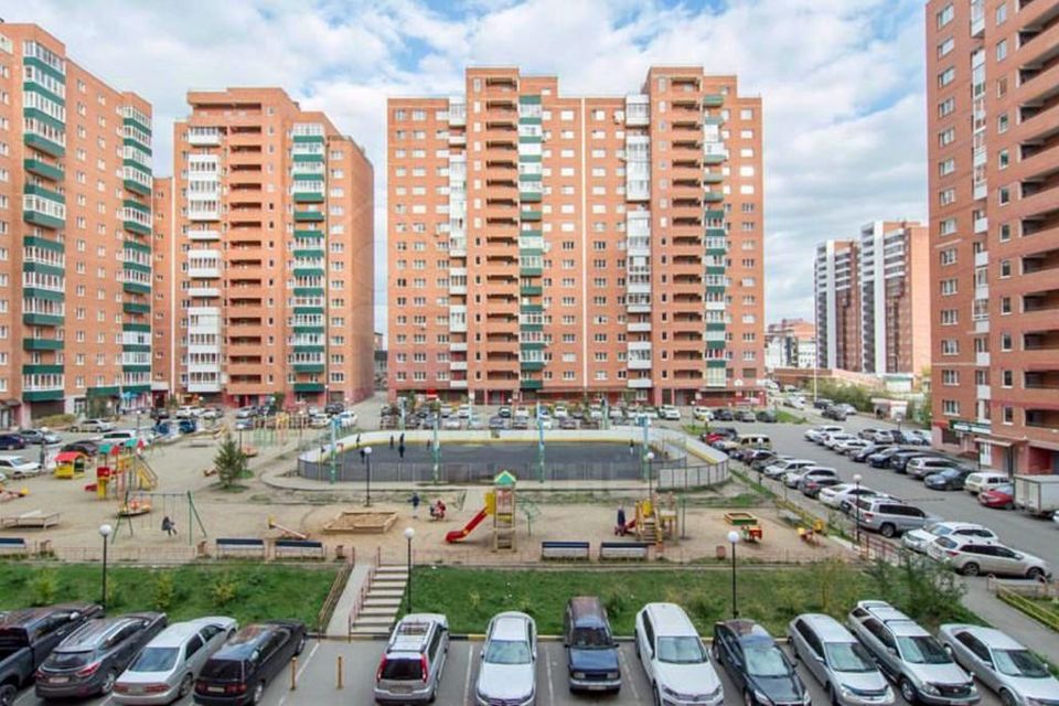 Сдаётся 2-комнатная квартира, 67 м²
