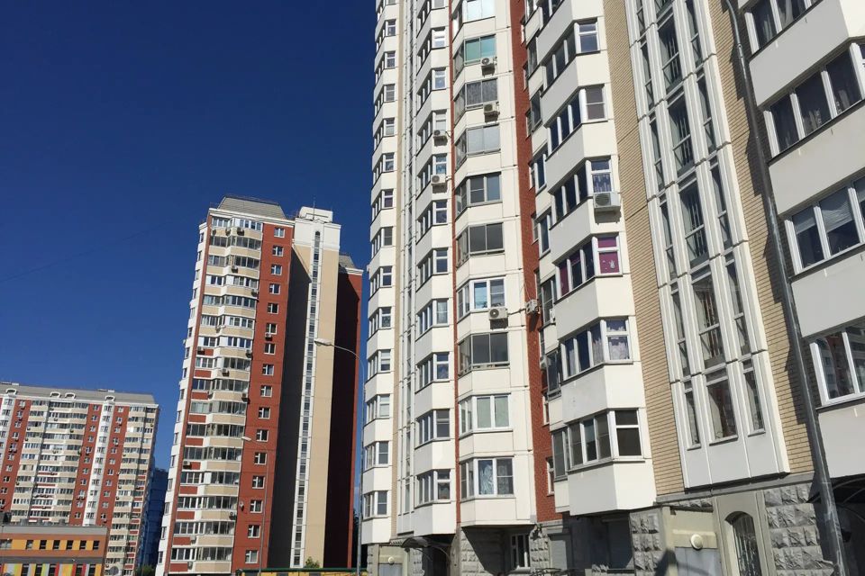 Продаётся 2-комнатная квартира, 64 м²