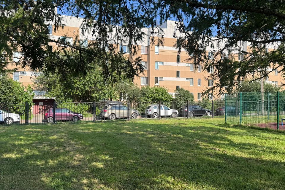 Продаётся 4-комнатная квартира, 79.9 м²