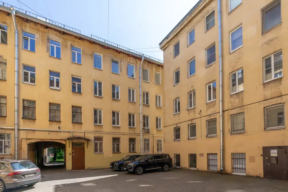 Продаётся 3-комнатная квартира, 90.2 м²