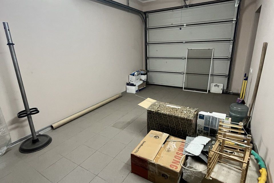 Продаётся таунхаус, 3-эт., 225 м²