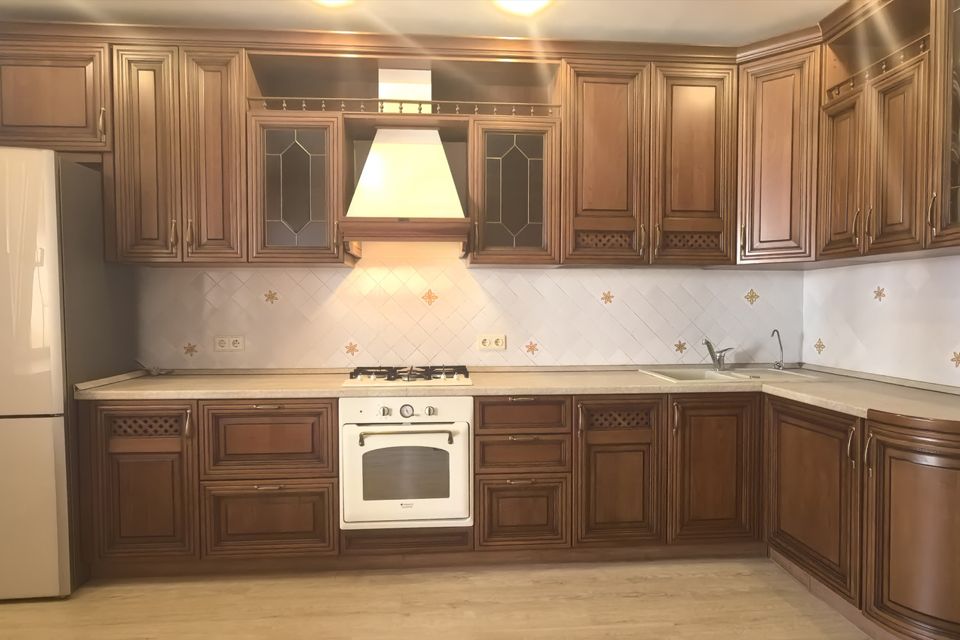 Продаётся 2-комнатная квартира, 95.3 м²