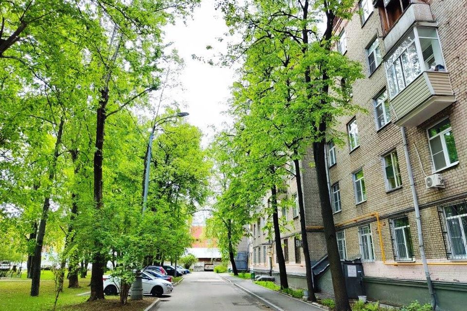 Продаётся комната в 4-комн. квартире, 17.9 м²
