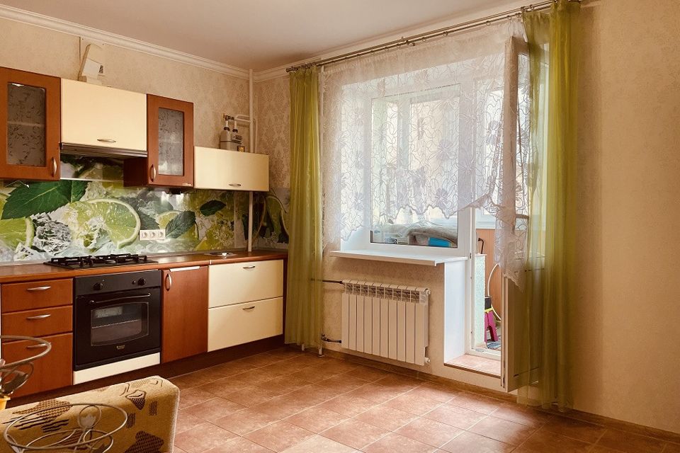 Продаётся 1-комнатная квартира, 49.8 м²