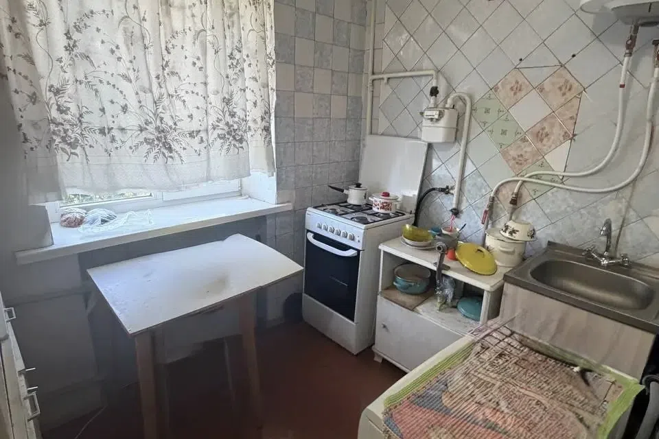 Продаётся 3-комнатная квартира, 56 м²