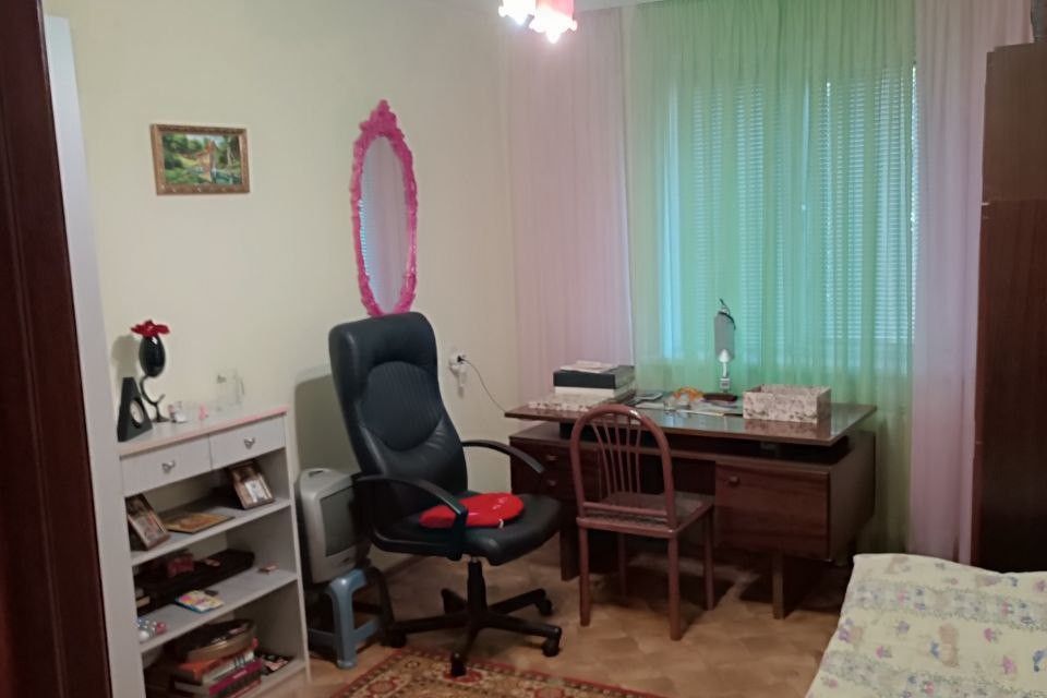 Продаётся 3-комнатная квартира, 62 м²
