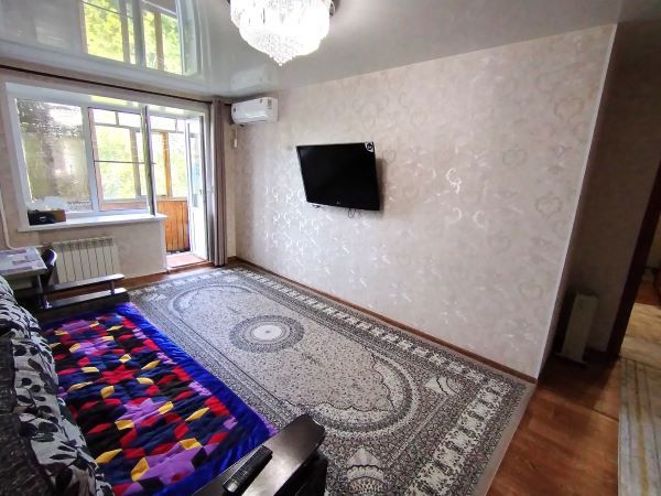 Продаётся 3-комнатная квартира, 58.7 м²