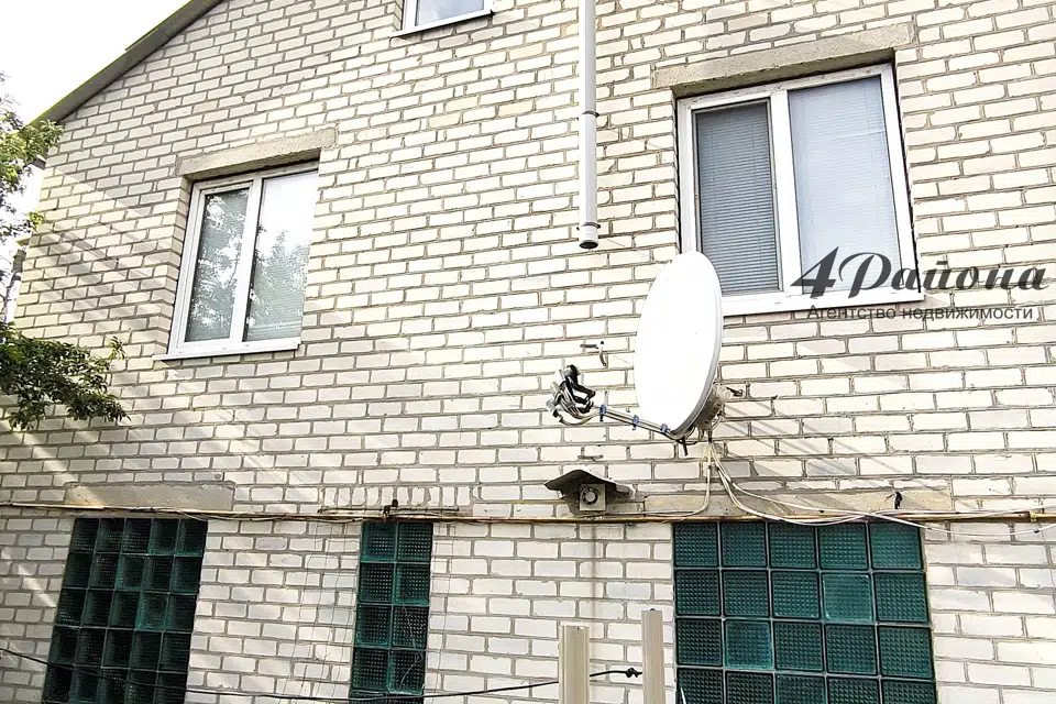 Продаётся 2-этажный дом, 170 м²