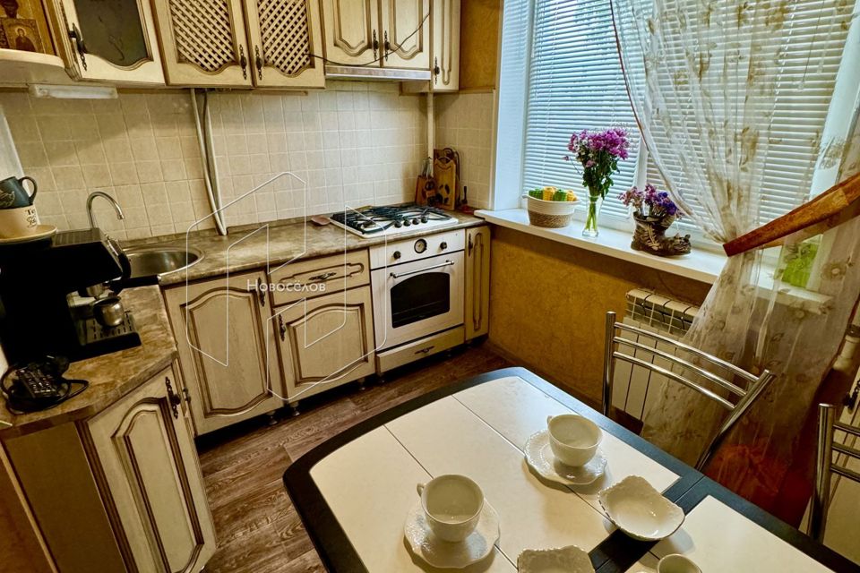 Продаётся 3-комнатная квартира, 62.5 м²