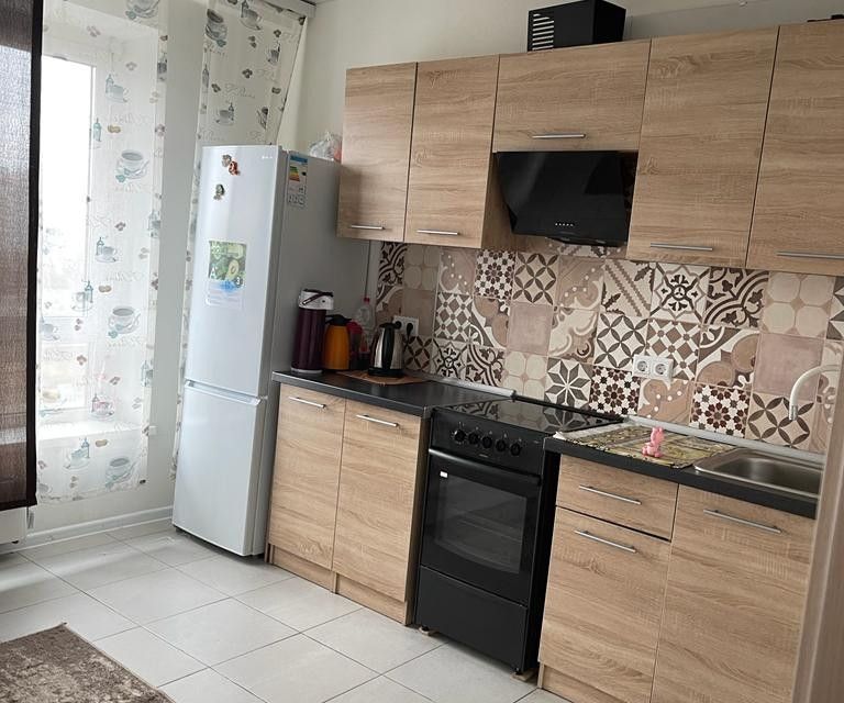 Продаётся 2-комнатная квартира, 65.4 м²