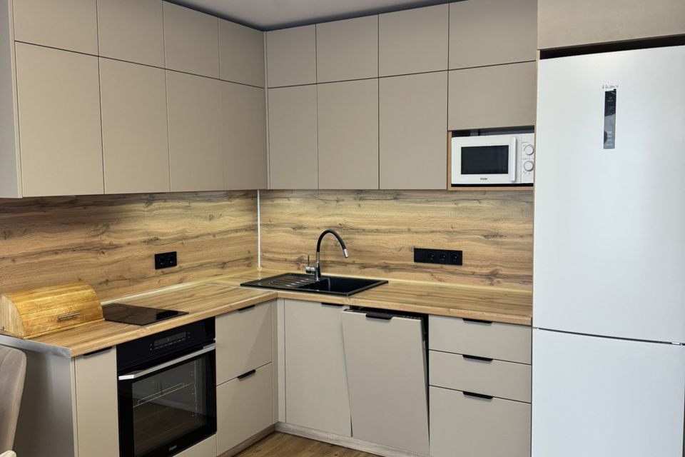 Продаётся 2-комнатная квартира, 59.7 м²