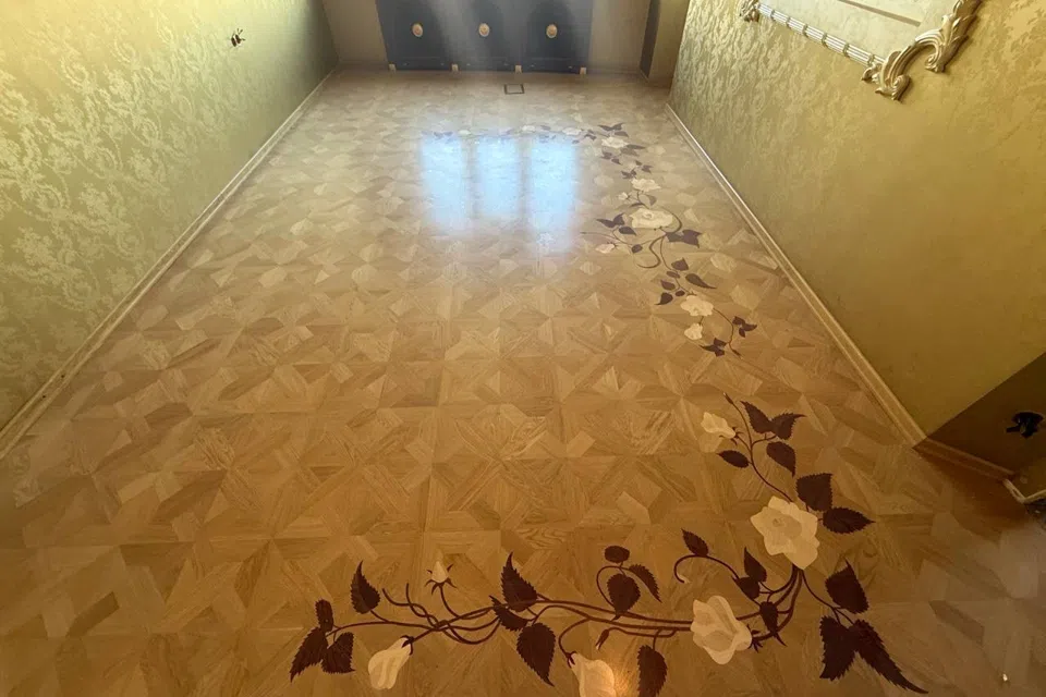 Продаётся 5-комнатная квартира, 220 м²